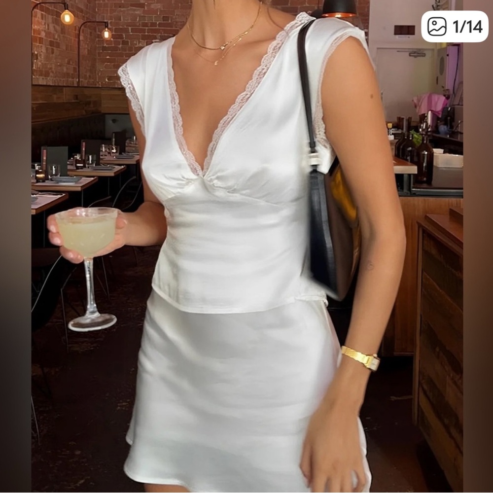 Commense White Satin Set